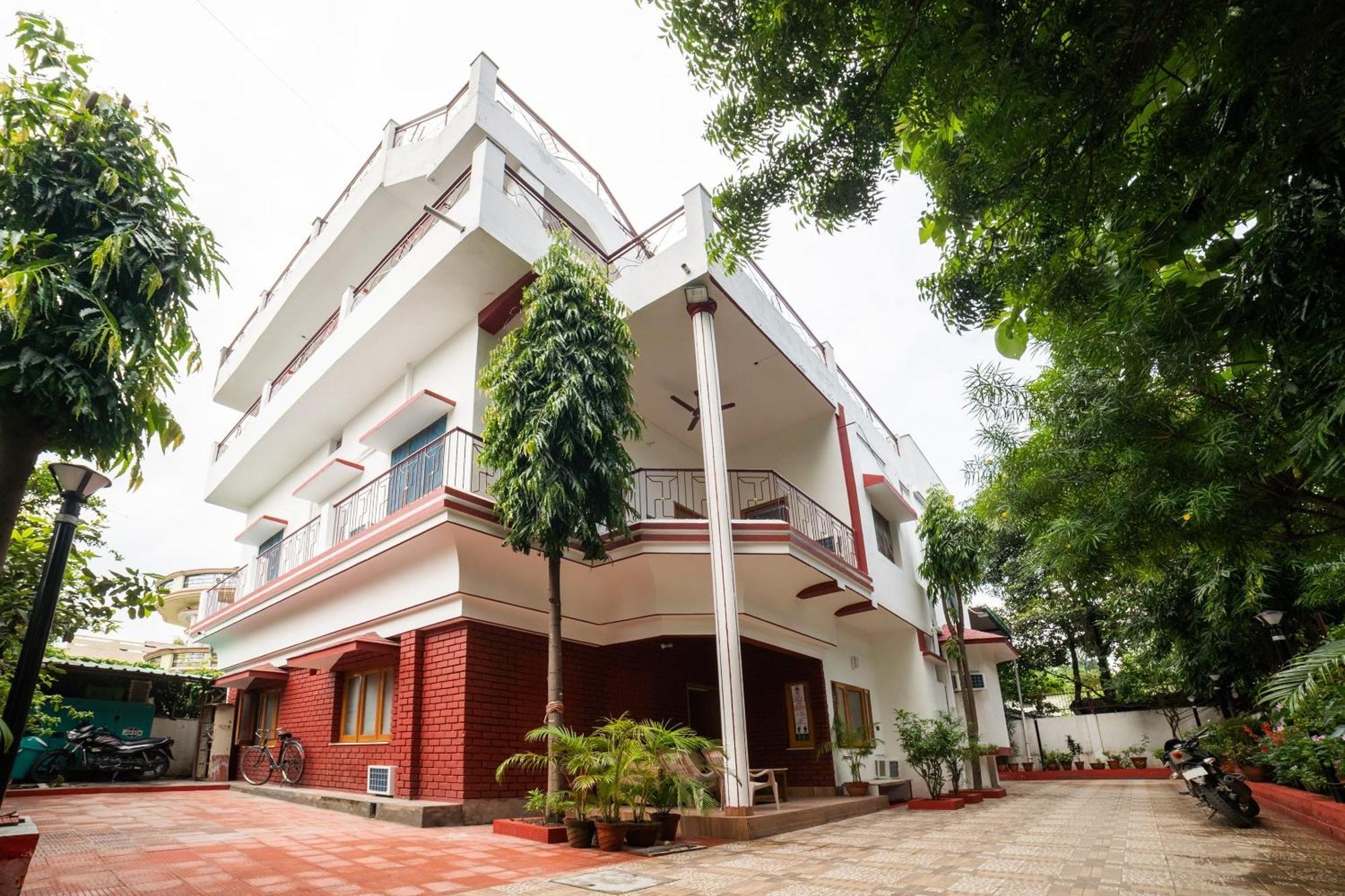 Hotel O Home Gautam Homestay 데라둔 외부 사진