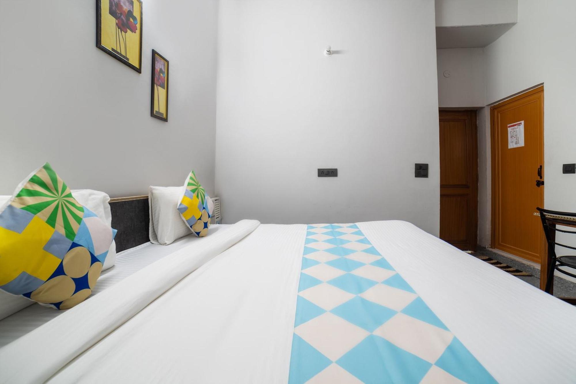 Hotel O Home Gautam Homestay 데라둔 외부 사진